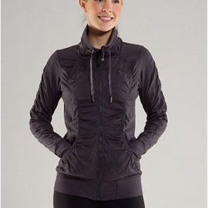 Lululemon cool down jacket
